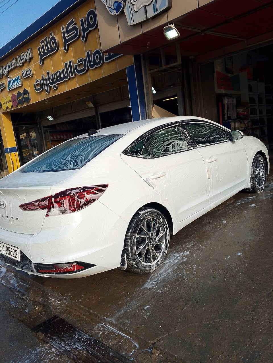كلشي موجود بالصوره لا اتعبك ولاتعبني 118 وبيها مجال
سنويه 2035 بأسمي شخصيا

هزه مساقطه 

شاصي لغد كفاله

*********** واتساب مفتوح
