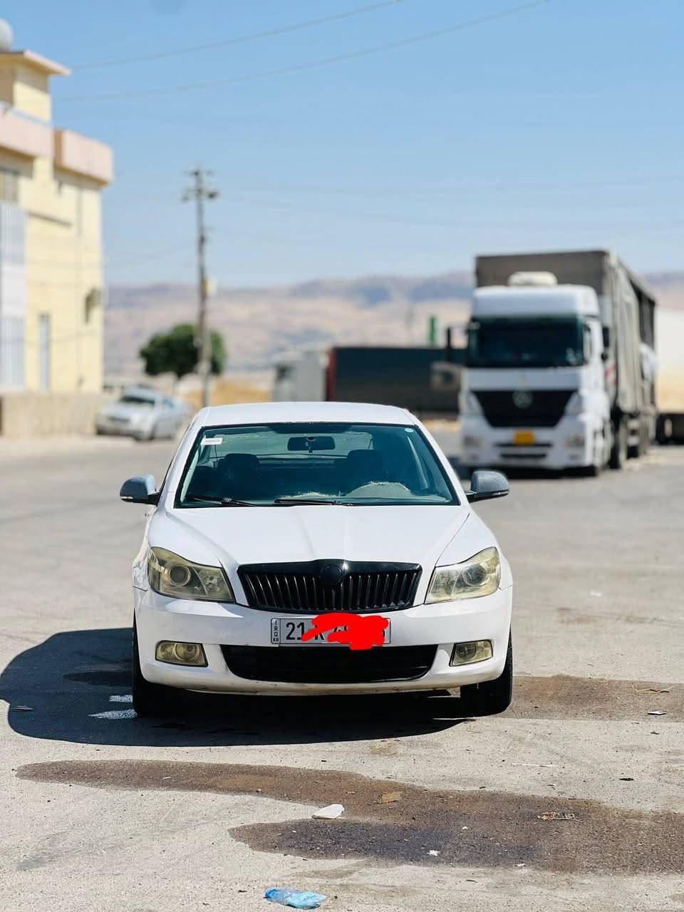 سکۆدا 2011  تەکسی بوە کراوە بە خسوسی بێ تەقەو ڕەقە گێڕو مەکینەی بێ کێشەیە سەنەوی و هەزەی تازەیە بەشەرتی تەحویل نرخی 50 گەڵا و مامەڵە
***********
*********** السليمانية, العراق
