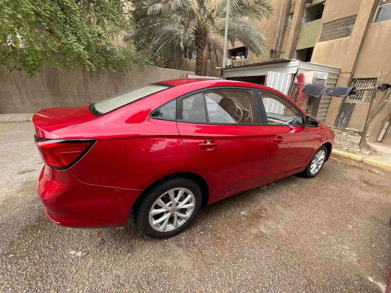 ام جي ٥ • ٧٨ الف • مكيف بارد