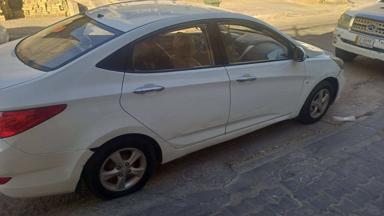 اكسنت ٢٠١٣ خليجي ١٦٠٠ دوش
رقم بغداد السيارة في كربلاء المقدسة 
***********
السعر ٨٢ قابل للتفاوض بعد المعاينة
