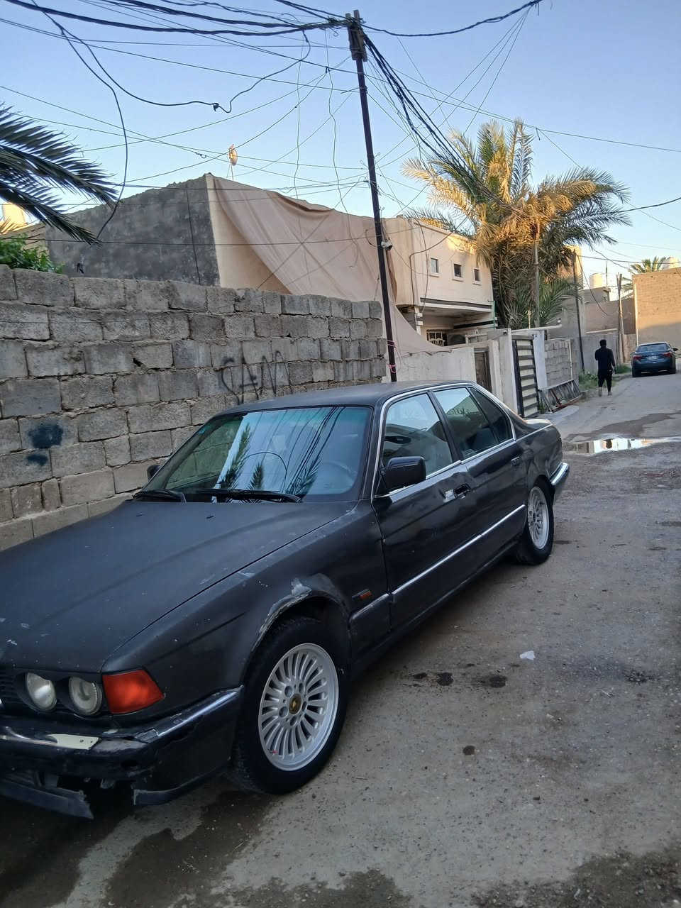 السلام عليكم BMW735 رقم ديالى مشروع وطني غرامات مصفرة تحويل مباشر تبريد ثلج صدر خلفي جديد كيرها يخبل بس مكينتها بيها تبخير وعندي نص مكينة جديدة بعدني مشادها يرادلها ترتيب السيارة للمراوس شعندك نزل 
وتساب:*********** 
مكاني بغداد
