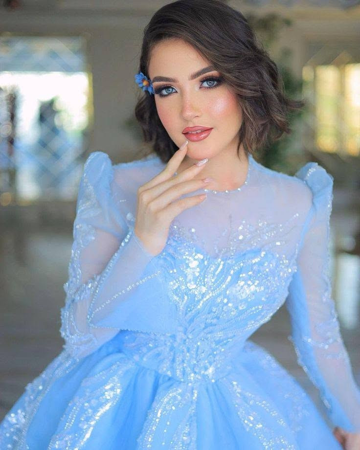 عرررض #عروس ملكي 👑  ب150الف🎉 مع هدية 🎁 📌مجانا📌
تنظيف بشره ملكي 👑
بودره جسم 🎉رموش 🎉
اظافر🎉 💄ميكب ملكي 🎉
تسريحه ملكيه الدلال #للعرائس_والمدعوات
🎊👰‍♀️#نيشان75الف ففط
🎊👰‍♀️#خطوبة75الف فقط
🎊👰‍♀️#ليلةالحنة75الف فقط
 #المدعوات
💄ميكب 💅
 بسيط ب 10 
ومتوسط ب15
 وميكب ملكي الفخم ب 25 الجمال معنا بكل التفاصيل🎊 👰‍♀️🎊 ☎️***********☎️
كوافيرة ام جنة 📌
