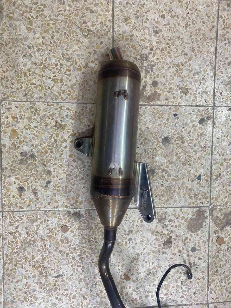 سلام عليكم عندي صالنصة ستيل اصلية ختم حفر مو لزكة صالنصة حلوة كلش بيهة بيس القاعدة مال واقية وحدة طامة و لا تهرب ولا شي رايدهة ١١٠و بيهة مجال حك الجية المكان بغداد حي تونس آفاق عربية رقم ***********
