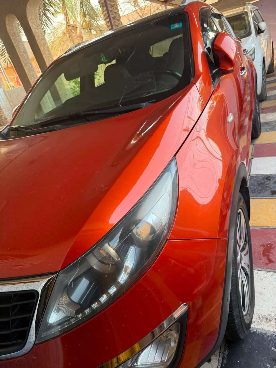 سبورتج موديل 2015 وراد خليجي السعر 142
بنوراما
تحكم سترين
كروز سرعه
شاشه كبيره
كأمره خلفيه 
حساس خلفي 
منافذ اوكس وusb
ارضيه جلد 
جرس 120
تحتوي ع ٢ بصمه 
والسونار موجود بلصور يمك 
***********
***********
مكان السياره بابل 
السياره باسمي شخصيا. تحويل ثاني يوم
