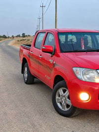 هايلوكس • ٢٠١١ • كفاله عامة