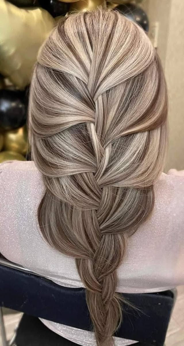 ⁨ ⁨ ⁨ ✨ عروض صالون الجواهر لسيدات ✨
فرحة الزهرة  وفرنا لكم مجموعة من العروض المميزة على خدمات التجميل حتى تتألقي بأجمل إطلالة 🤍

💄 ميك أب احترافي
💇‍♀️ تسريحات عصرية
💅 عناية بالأظافر
👰 تجهيز عرايس

✨ خصم 30٪ وخدمة مجانية واحدة عند حجز خدمتين في وقت واحد
حف وشمع وتنظيف بشره بل جهاز الهايدر فشل 10 
بدي كير ومني كير ويا جلش قدم 10 
صبغ وكص ومعالج مع شسوار لجميع اطوال الشعر فقط 25 الف

📅 العروض لفترة محدودة
سارعي بالحجز قبل الزحمة.

أهلاً وسهلاً 🤍
اكتبي نوع الخدمة والتاريخ والوقت المناسب حتى نثبت حجزج.

📍 الدوره  / شارع الصحه قرب مركز بلاط الشهداء 
📞 ***********

#اكسبلور #صالون #fypppppppppppppppppppppppppppppppppppppppppppppppppppppppppppppppppppppp #بغداد #ترند⁩⁩

