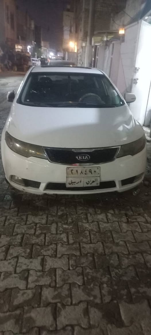 سيراتو • ٢٠١٢ • فتحة وحساسات