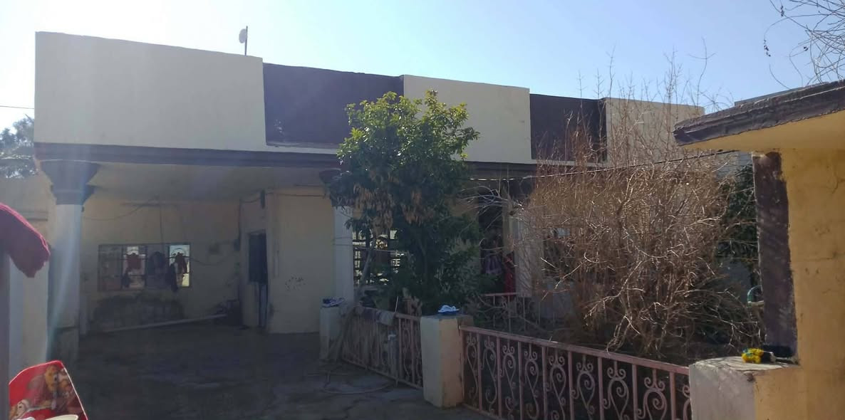 بيت لبيع
مساحا. 300 طابو صرف
بي غرفتين نوم واستقبال ومطبخ وصاله كبيره
مكان. قالبيا سييف سعد قرب شارع ٣٠
سعر 48 وبي مجال لطيبي
الرقم لستفسار***********

