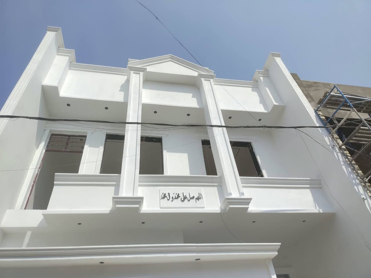 لباخ درجة اولى سعر مناسب بغداد فقط سقل جراره تصفير تشميع واجهات صبغ طلس ***********
