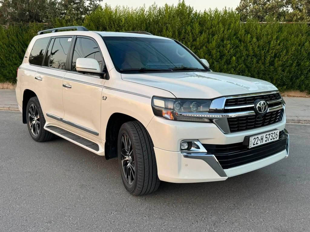 Toyota Land Cruiser V8 EX.R 5,7
سنة الصنع: 2019

كيلومترات32 كم

سیاره‌ :كلین

اللون الابيض

گیر و محرك Lexus 

اللون الداخلي: بني

عدد الاسطوانات: 8 اسطوانات

حجم المحرك:5,7 لتر

قوة حصان: 304 حصان

ناقل الحركة: أوتوماتيكي بـ 6 سرعات

نظام الدفع: كل عجلة القيادة

فتحة سقف: حجر

نوع من الفرش: الكهربائية - التدفئة

أبواب بصمات الأصابع: نعم

ماسحات الزجاج الأمامي - مستشعر المطر

الشاشة: 3

مجسات: مجسات - وقوف السيارات

الكاميرا: الخلفية

حجم الإطارات: 20 بوصة

مصابيح: رئيس تتحرك - زينون - إضاءة LED

أيضا لم يتم تجهيز المعدات ، يمكنك تجهيزه بنفسك

شوين :اربيل

سعر:510$💵🔥

☎️موبایل :***********
Whats app
*********** السليمانية, العراق
