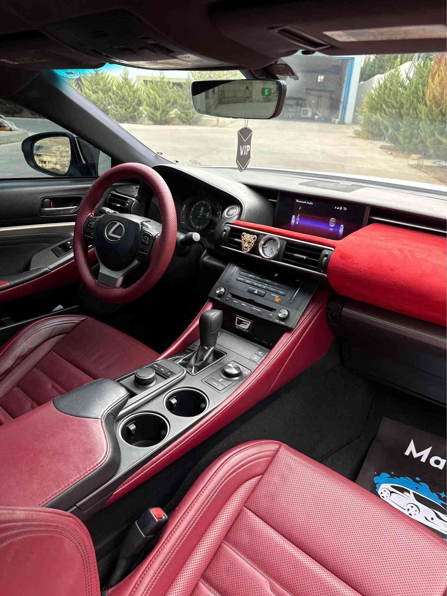 ...﷽ ...

 من المميزات و النوادر  Lexus RC-200 F Sport 

الموديل : ٢٠١٧ | 2017
اف سبورت أعلى فئة | F sport
السيارة مغلفة PPF 

فول فول مواصفات 
داخل احمر - كشنات تبريد تدفئة + خزن
فتحة سقف سلايت - كيج الكتروني متحرك
رادار و نقطة عمياء كامره و تحديد مسار 
وحساسات و سقف شامو و بعد كلش هوايه مواصفات 

اخوان السيارة بيها ٣ مكانات صبغ  بدون دواخل
ايرباك سستم حادث سطحي

 السيارة رقم دهوك بشرط التحويل
ملاحظة رقم السياره مو وياها انطيك غير رقم

محرك 4 سلندر توربو 
ماشية فقط 90 الف مايل 

مكان السياره دهوك 
( السعر 135 ورقه فقط )
و ليشوفها غالية يعبر المنشور بكلمة طيبه 

*********** | *********** دهوك, العراق
