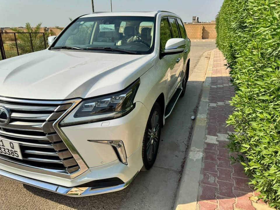 Lexus LX570 2017 خليجي 🇯🇵🔥

للبيع لكزس LX570 موديل 2017 خليجي، سيارة نظيفة جداً وتستاهل.

• خليجي – كفالة عامة
• بريم أصل 
• لا يوجد حادث
• فول مواصفات
• داخلية جلد لون بيج، نظيفة جداً
• 7 ركاب
• شاشة وسطية وأنظمة تحكم متعددة
• تبريد وتسخين المقاعد
• دبل ونظام تحكم بالطرق
• كاميرات وحساسات
• السيارة نظيفة من الداخل والخارج
• المقاعد عليها تغليف، والمحافظة عليها واضحة
السيارة نظام جكات تصعد وتنزل الكراسي كهرباء 
بريم فول واحد على واحد سوبر سبورت جنطة كهرباء ترحيب عند فتح الباب السيارة ماشية 108 كم بس 
السيارة جاهزة للفحص بأي مكان يختاره المشتري، .

📍 الموقع: بابل ، الحلة 
📞 للتواصل: راسلنا على الواتساب 
***********
***********
او
اتصل على الارقام 
*********** 
***********
