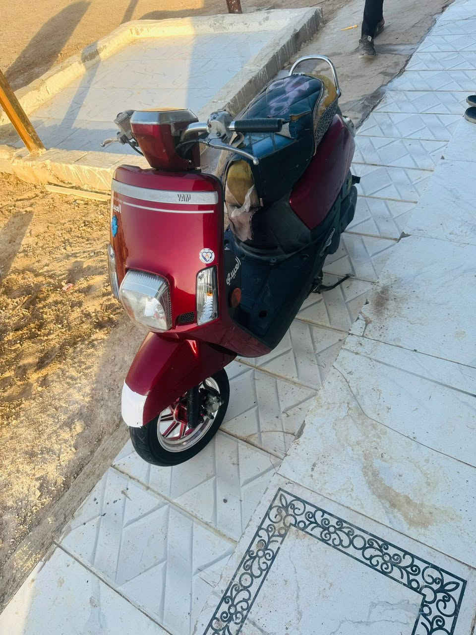 مصطره للبيع كفاله ختم واحد ويه المكينه دراجه مال جناي متعوب عليه ماصرله هواي منزله من رمبه كلشي شغال نوزل بس كشن يرادله دوشمه مكاني بصره الدير سعر 1100وبيه مجال محتاج وريد بيع***********
