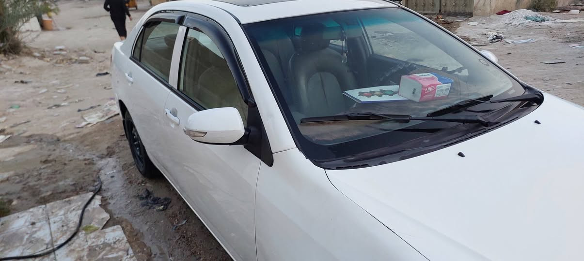 سلام عليكم بي واي دي جي ثري ٢٠١٣ 
 سياره جاهزه رقم بغداد انكليزي صدر جديد كير اوتو بلادي تخم تاير تبريد كله مكفول السعر ٤٨ وبيهه مجال بسيط عنوان بغداد سبع البور 
***********
