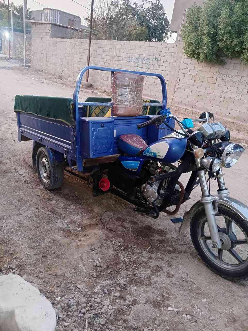 السلام عليكم ستوته للبيع موديل 23 السعر مليونين وبيها مجال  المكان حله/شارع100 الرقم/***********
