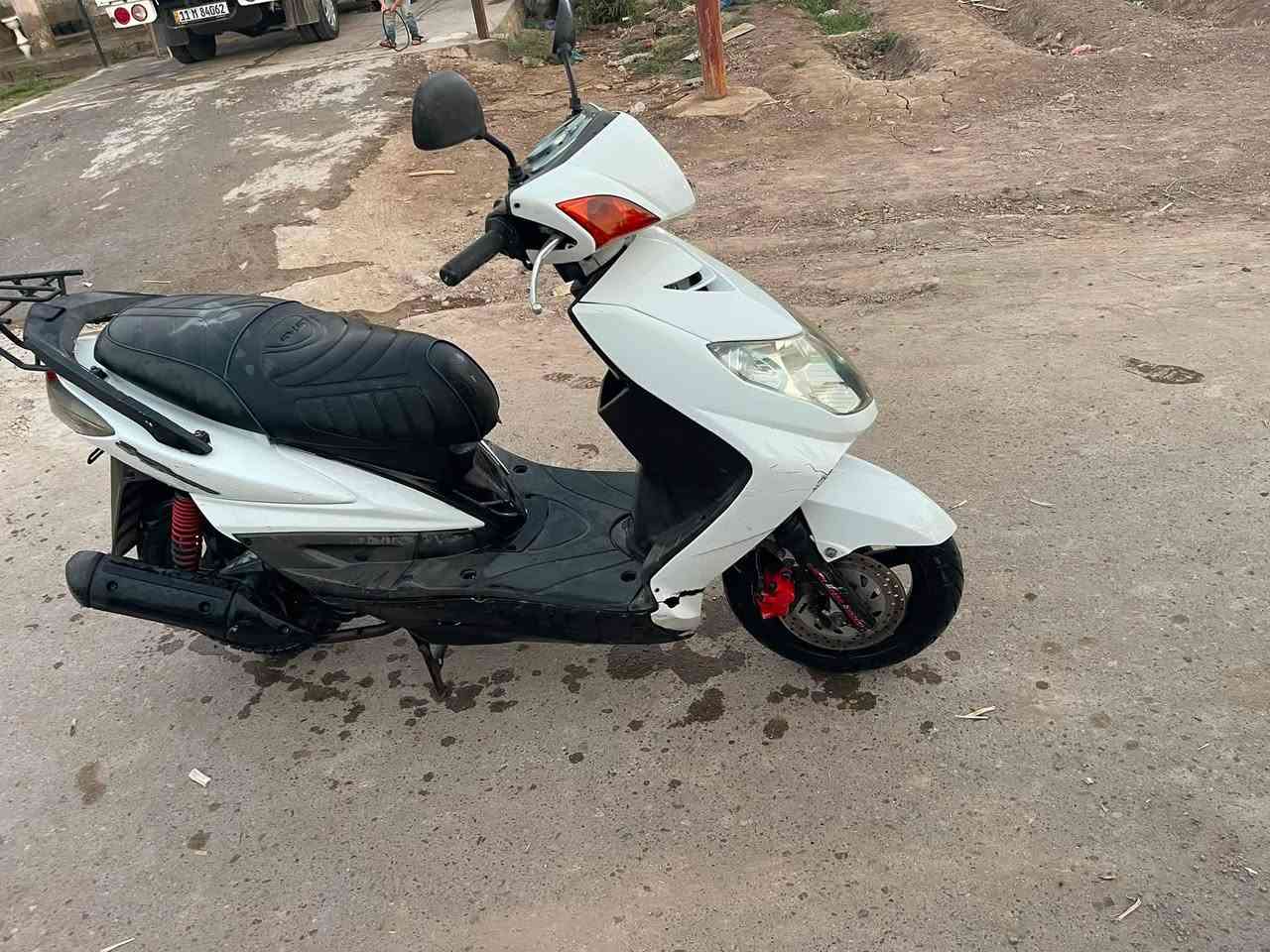للبيع دراجه سگنس فحل كابريتر نضيفه المكينه مجفته غراض كله اصلي والله بيدي اني وبن عمي مجفتينها الباقي موضح بل صور الكهربائيات كله شغال السعر 650 قفل المكان الشرطه الخامسه ‭***********‬ هذا الرقم بي وات ساب
