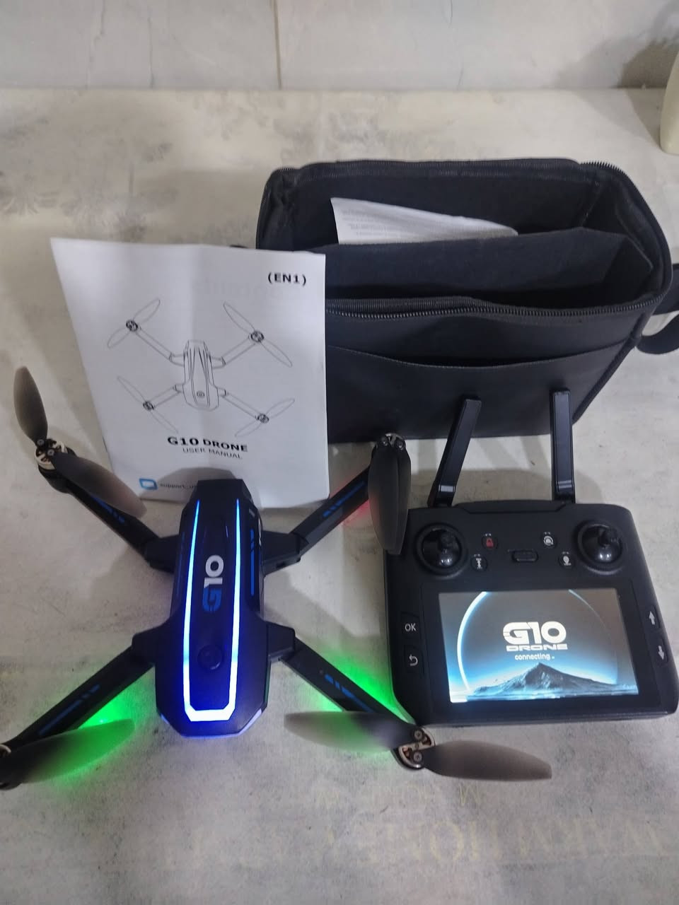 📢 للبيع درون G10 مع شاشة مدمجة بالريموت – بحالة جيدة جداً

🔹 درون G10 قابل للطي وسهل الحمل والتنقل.
🔹 ريموت كنترول بشاشة مدمجة، ما يحتاج ربط مباشر بالتلفون أثناء الطيران.
🔹 مناسب للتصوير الجوي، الرحلات، والتجارب الترفيهية.
🔹 مدى طيران جيد وثبات مناسب للاستخدام اليومي.
🔹 يأتي مع الحقيبة الخاصة به، الريموت، والدليل الأصلي كما موضح بالصور.
🔹 سهل الاستخدام للمبتدئين ومحبي الدرونات.
🔹 الحالة: مستعمل ونظيف ويعمل بصورة جيدة.

💰 السعر: 150 ألف دينار عراقي

📍 الموقع: بغداد

📞 للاستفسار والاتصال: ***********

