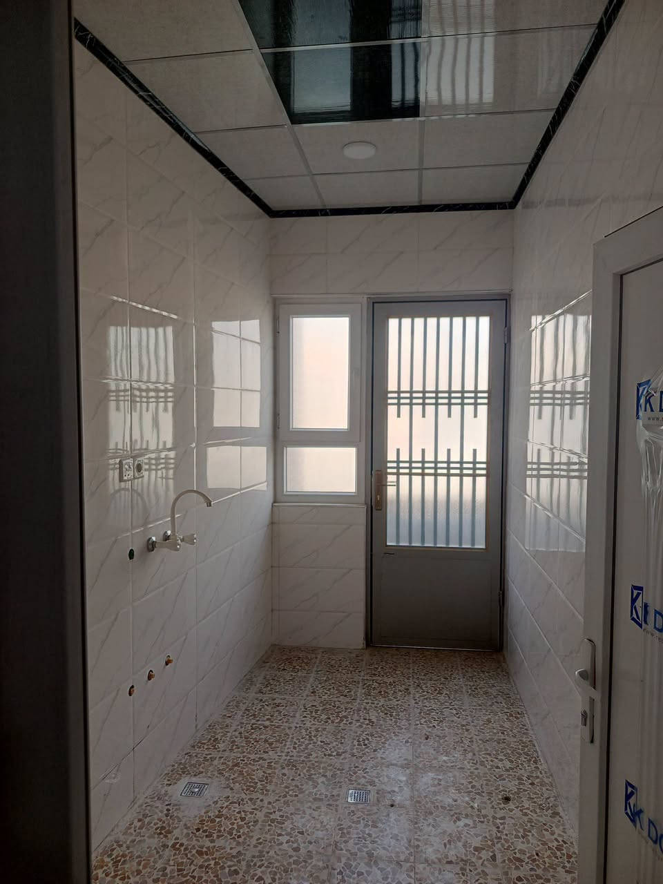 حي نابلس • ١ غرفة • بناء زيرو