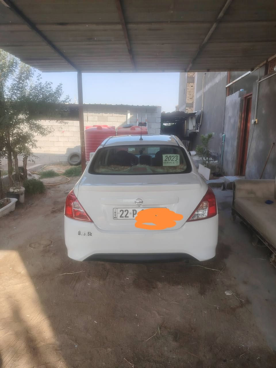 سلام عليكم نيسان صني موديل 23 للبيع سانويه جديده الحد 30 تنتهي  رقم شمالي اربيل ضربتها ورا بالصندوك بس بدون داخل الحوض ما متاذي صفحه طبق البنزين بارد وبه صبغ وبيها باردات قليله تخم تاير جديد اربعه سياره مكفوله كير مكينه حداديه 100 على 100 تبريد ثلج ❄️ سياره احلى من الصور سعر 98 وبيها مجال قليل عنواني البصره كرمه علي  وهذا رقمي *********** مكلف بالنشر
