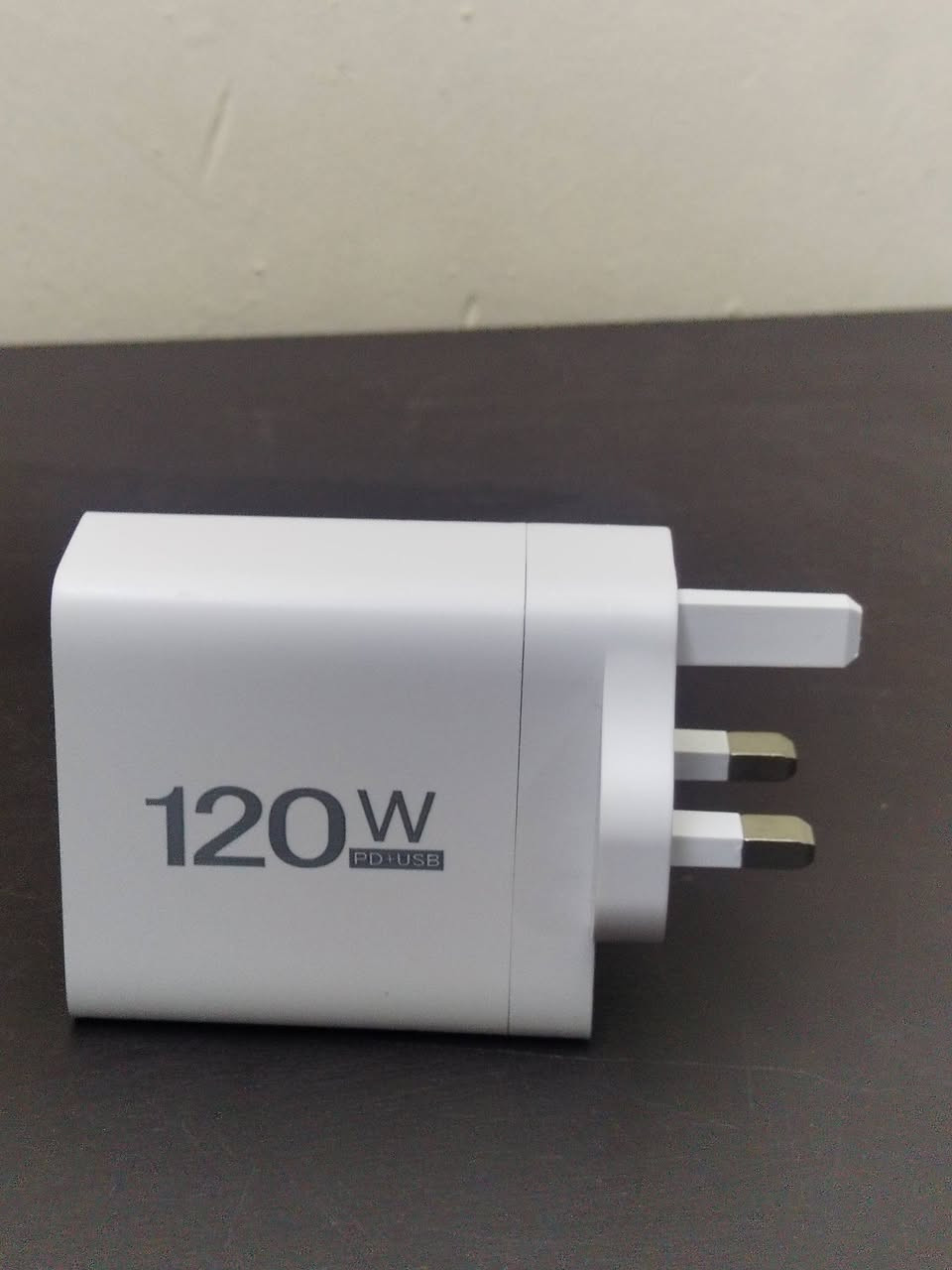 راس شحن 120w سعر 9 إلف دينار وتساب *********** للتواصل والاستفسارات وتساب والحجز وتساب ***********
