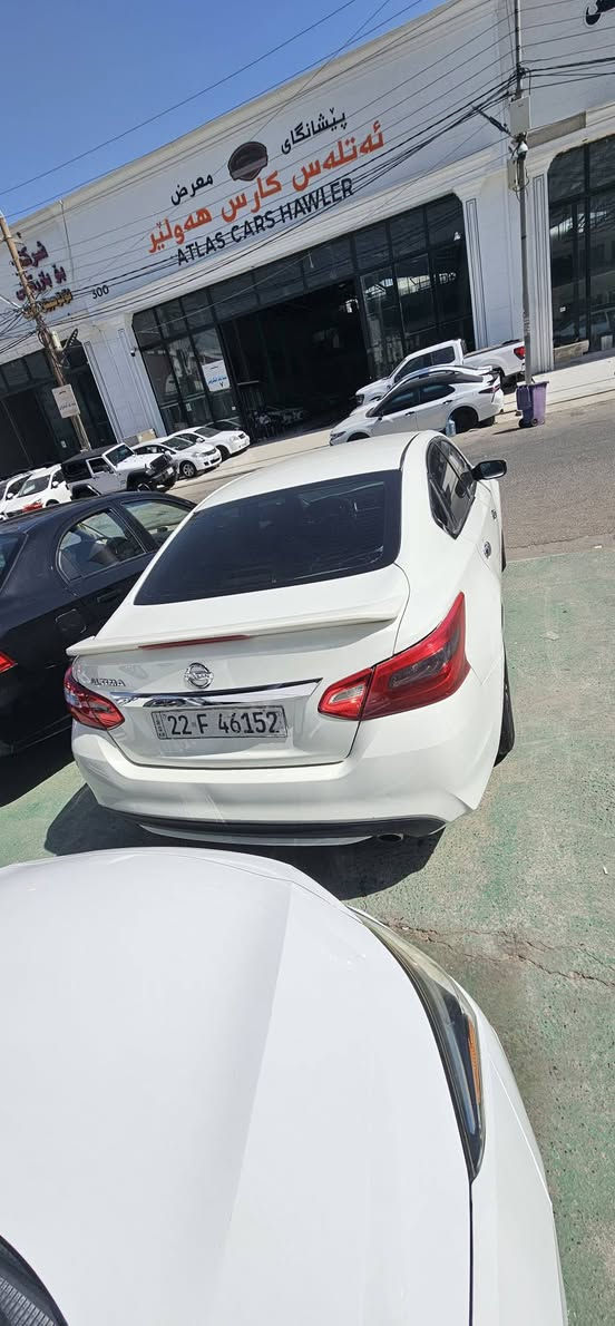 نيسان ئةلتيما مؤديل ٢٠١٧ پينج پارچەي سبوغة بةبي شانسي رةقةم وسةنةوي نوئية ١١٠ مايل رؤيشتوة گير و مةكينةي بةشةرت نرخي ٩٦ وةرقة مةجاليكي زؤر كةم 
*********** أربيل, العراق
