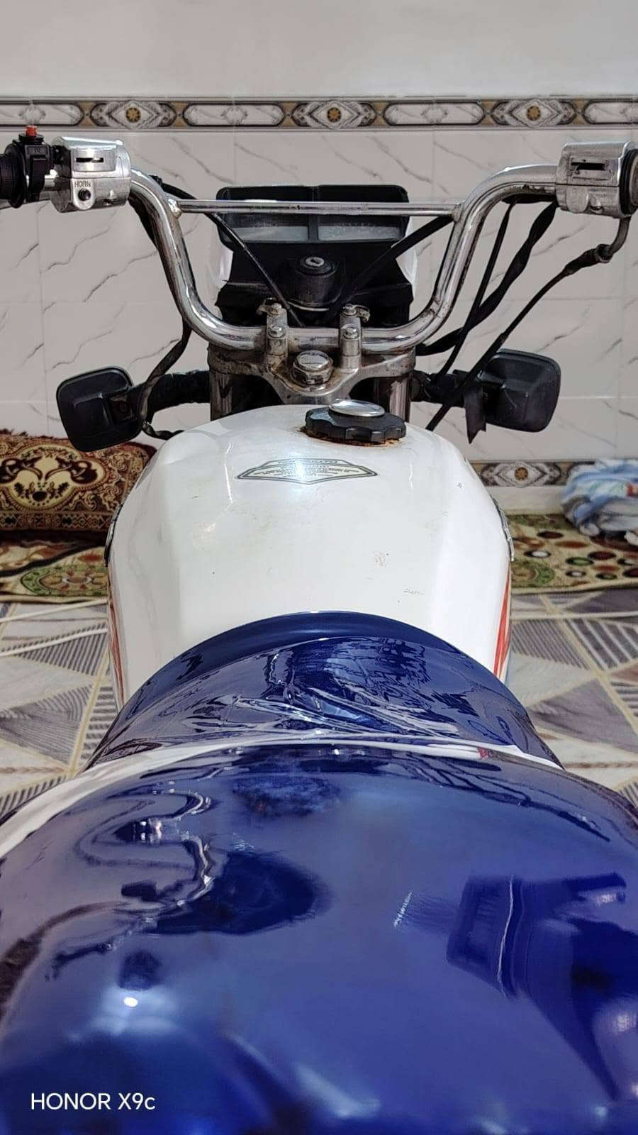 تايكر • ٢٠٢٢ • اوراق اصلية