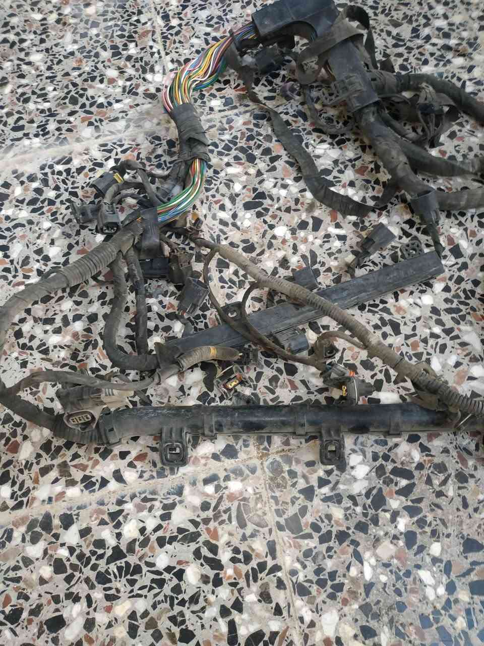 السلام عليكم اغراض سوناتا للبيع عنوان بغداد يوجد توصيل ***********
