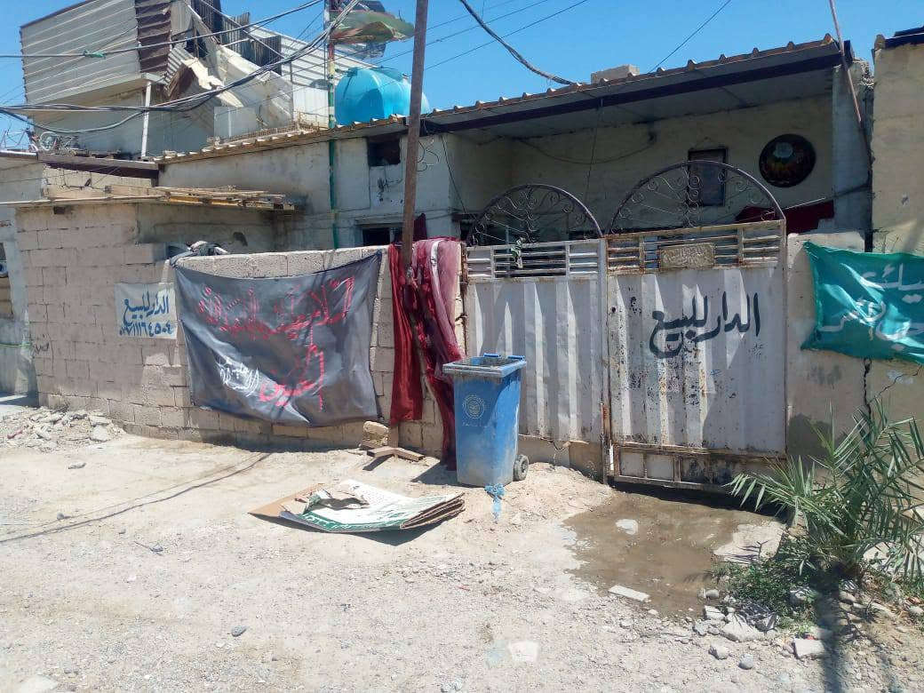 السلام عليكم بيت 130 متر للبيع تجاوز خلف مسبح الزعفرانيه يحتوي على غرفتين واستقبال ومطبخ وطرمه وترك وحمام وصحيات خارجي، كامل من مجاري رئيسية وكهرباء قريب على الشارع العام 15 متر.
اي استفسار على هذا الرقم
***********
