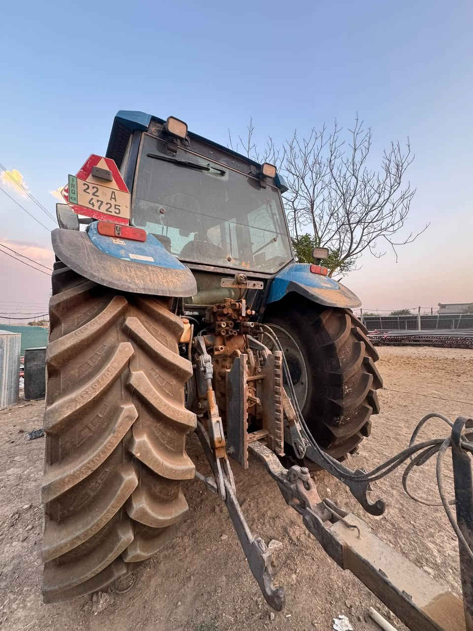 نيوهولند حجم 140فول كهربائي موديل 2000
شرت رقم سنوي مابي روبع دينار مصرف  كهربائيات كلة شغالة 

‭***********‬

***********
