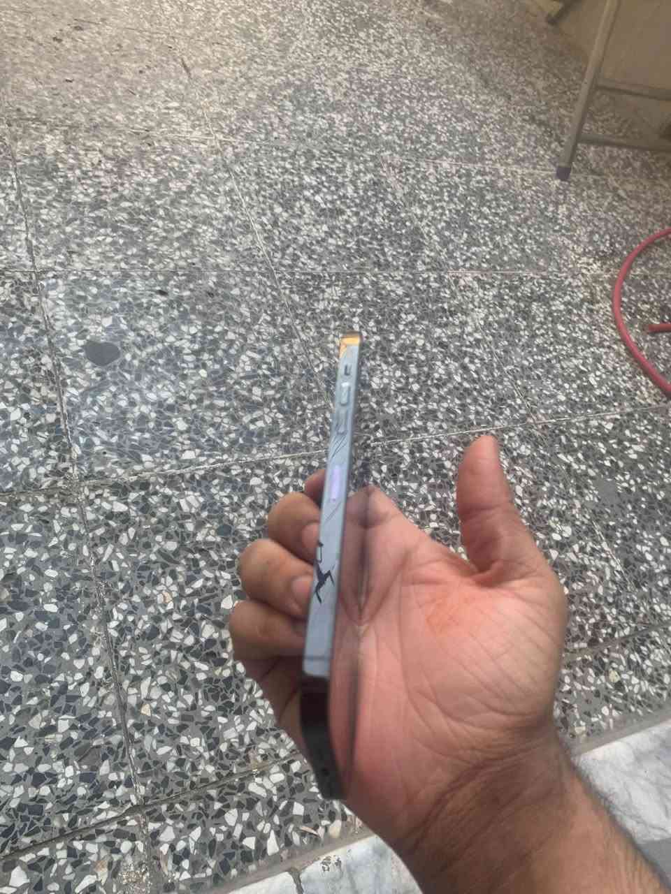 سلام عليكم ايفون ١٤برو ماكس تخطي مفتوح ومبدلات القطع هذن الي ب صوره كامره اماميه واكفه فيس إيدي واكف 
وتعرفون من ينفتح تخطي يوكف سيمكارت سعر ٣٢٥وبي مجال مكاني مدينه الصدر الاورفلي

نص مكتوب في الصور:
- ٣:٥٩ القطع والخدمة تجمع Apple سجل تاريخ القطع والخدمة، ويعرض السجل معلومات عن هذا ال iPhone وحالته وتفاصيل إصلاحه. معرفة المزيد... يتوفر تكوين الانتهاء من الإصلاح البطارية الانتهاء من الإصلاح الكاميرا إعادة التشغيل والانتهاء من الإصلاح يحتاج iPhone أن يكون مستوى شحن البطارية ٢٠٪ على الأقل لإتمام الإصلاح. سجل تاريخ الخدمة غير معروف الشاشة مشكلة بصمة الوجه