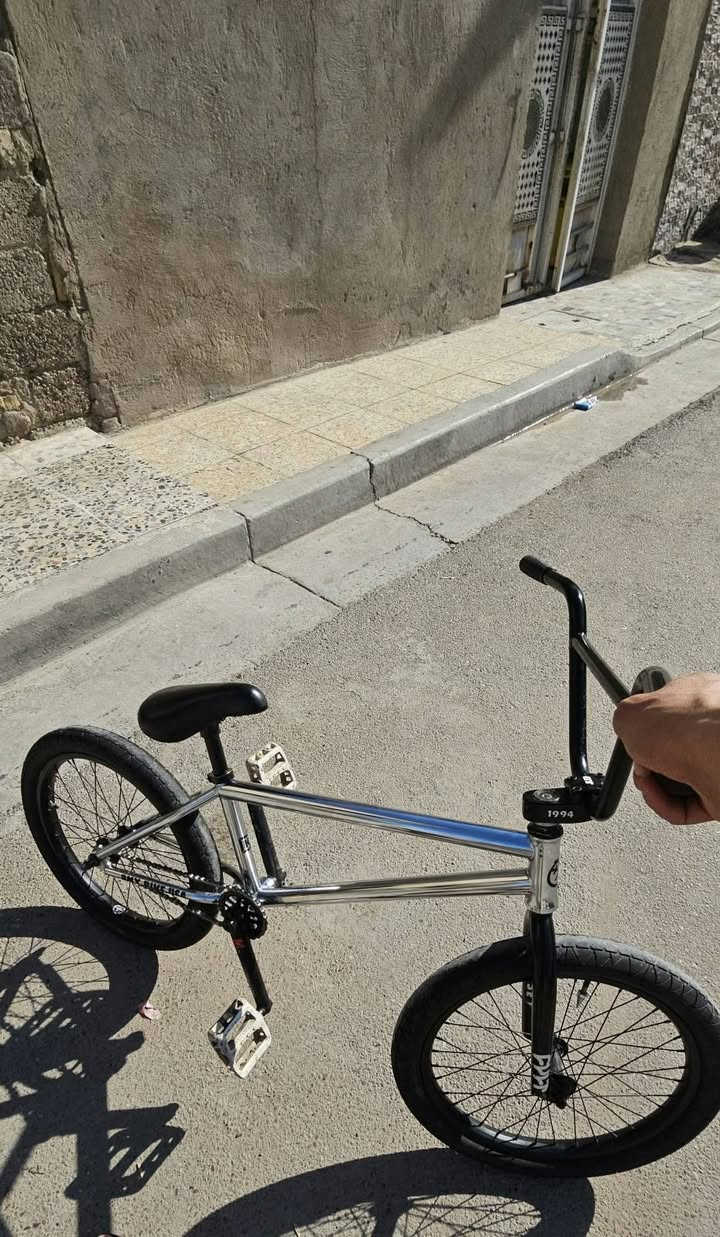 للبيع BMX اصلي نظافة فول💯
📍السعر:(260) الف وتوصيل مجاني جميع المحافظات 

📍للتواصل واتساب : ***********

باقي التفاصيل خاص 💯
