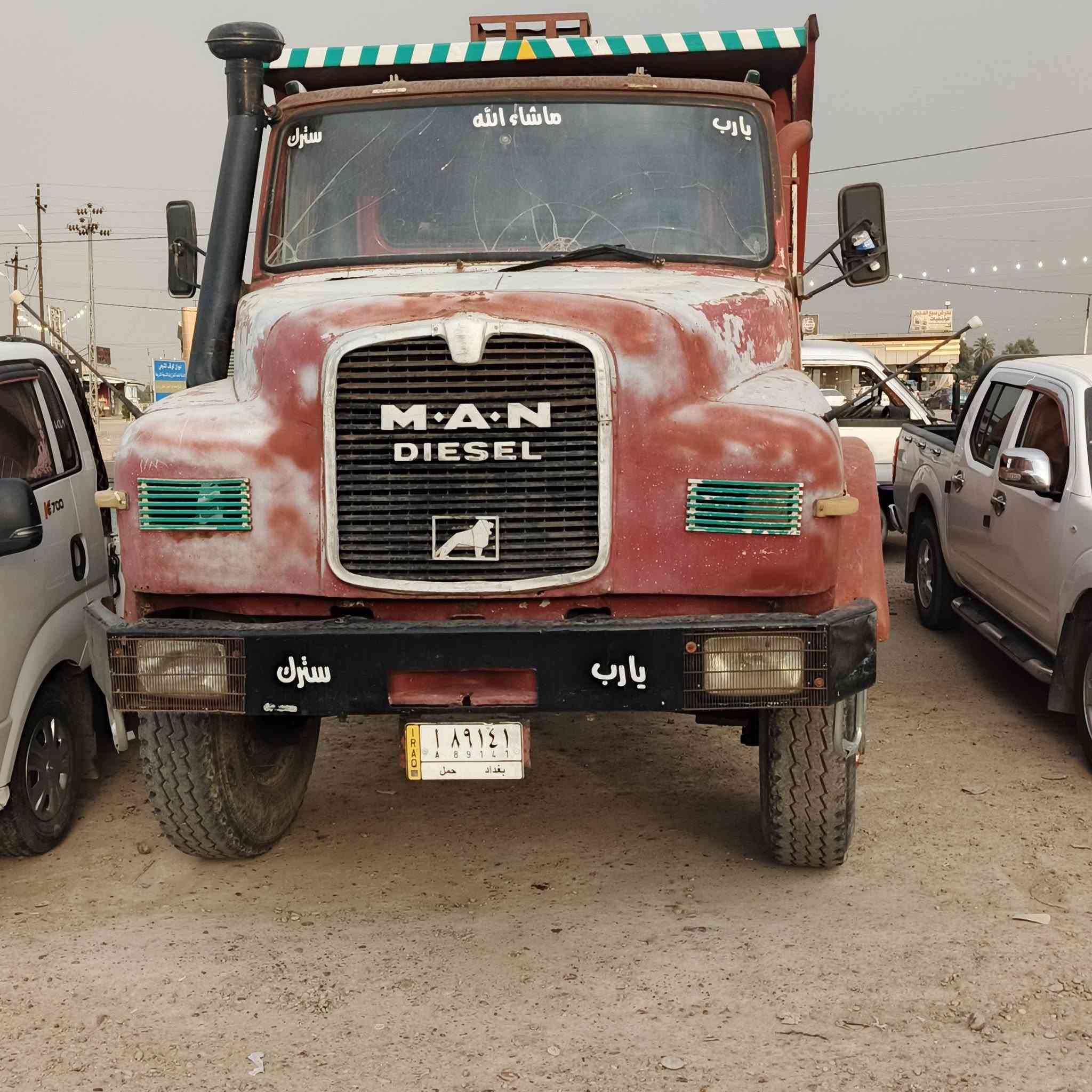 لوري مان • موديل ٨٢