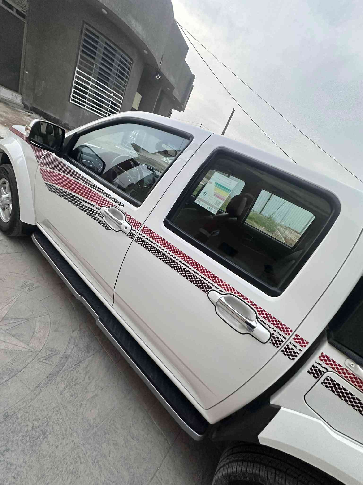 بيك آب • ٢٠٢٥ • ٤٤٠٠٠ كم