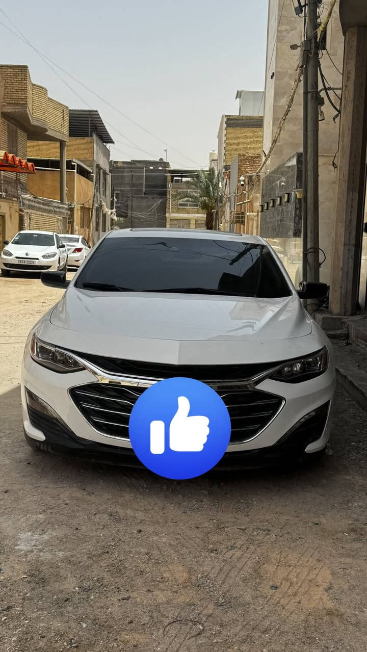 السلام عليكم
ماليبو 2023 سياره حلوه وجديده
 كشنات تبريد
 سقف بنوراما 
رادار امامي 
محرك 1500 تيربو 
غرفه بيضه وكشنات جلد + كشنات كهرباء 
ضربته خلفية جنطه وجاملغ 
ويل كبير 
رقم صاحب السياره ***********
