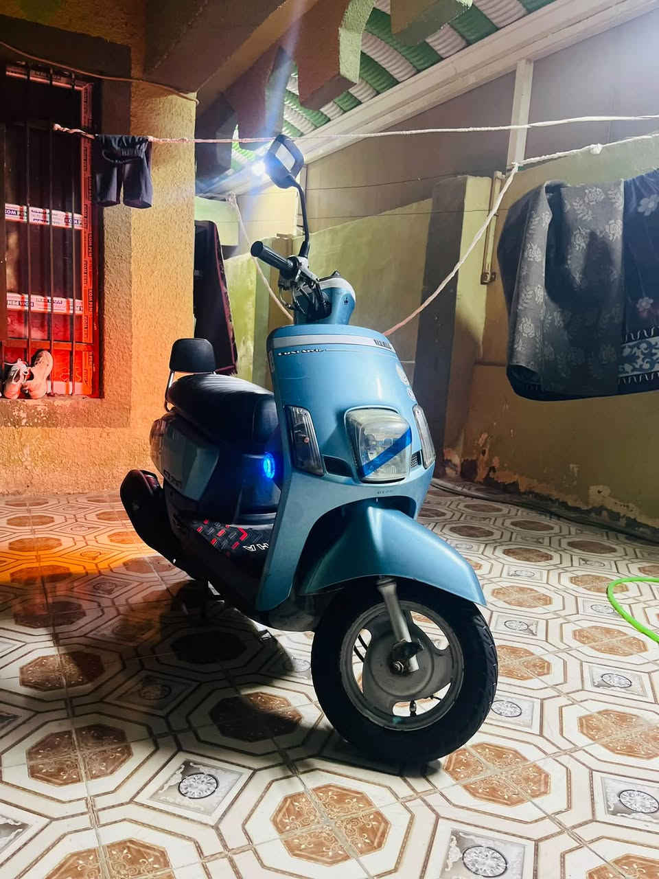 بوليس • ٢٠١٤ • مكاتبة