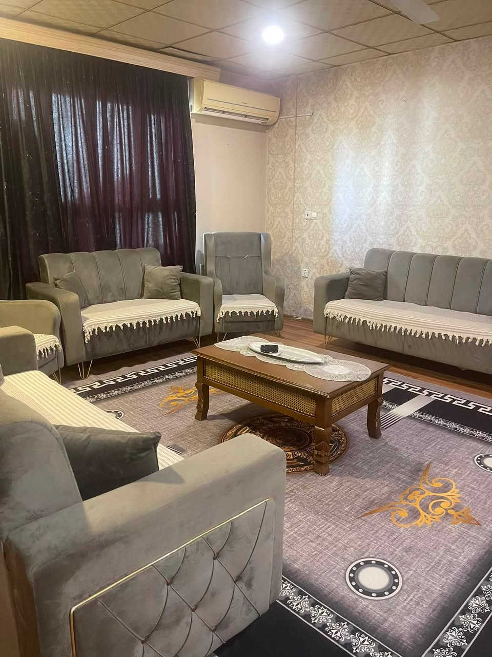تخم للبيع ومبرده جديده استخدام 4اشهر
تخم للبيع ومبرده جديده استخدام 

‭***********‬
