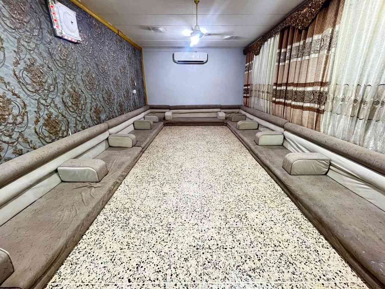 جلسه عربيه فصال القائم مستخدم شي قليل القياس 7*4 للبيع العنوان حصيبه حي السكك للاستفسار الاتصال على الرقم ***********
