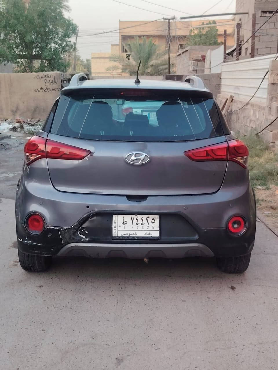 سلام عليكم هونداي i20 موديل 2017 رقم بغداد شرط تحويل سياره حادثها بجم دعامية وبنيد نضيفه سياره مثل ماموجود بل صور سعر 70 وبيها مجال رقم ***********
