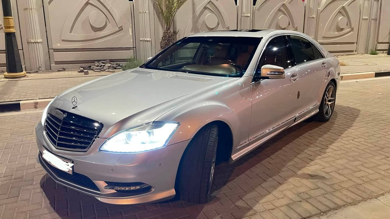 للبيع اس 300 خليجيه ٢٠١٠ باب طويل رقم بغداد سنويه ورقم جديد ، مكفوله من حادث وصبغ 
العنوان البصره ، السعر ٢٥٥$ 
سياره جديده بدون اي نقص

الي جاد بالشراء ***********
