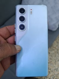 كامون ٤٠ برو 5G • ٢٥٦ • بطارية ٥٢٠٠