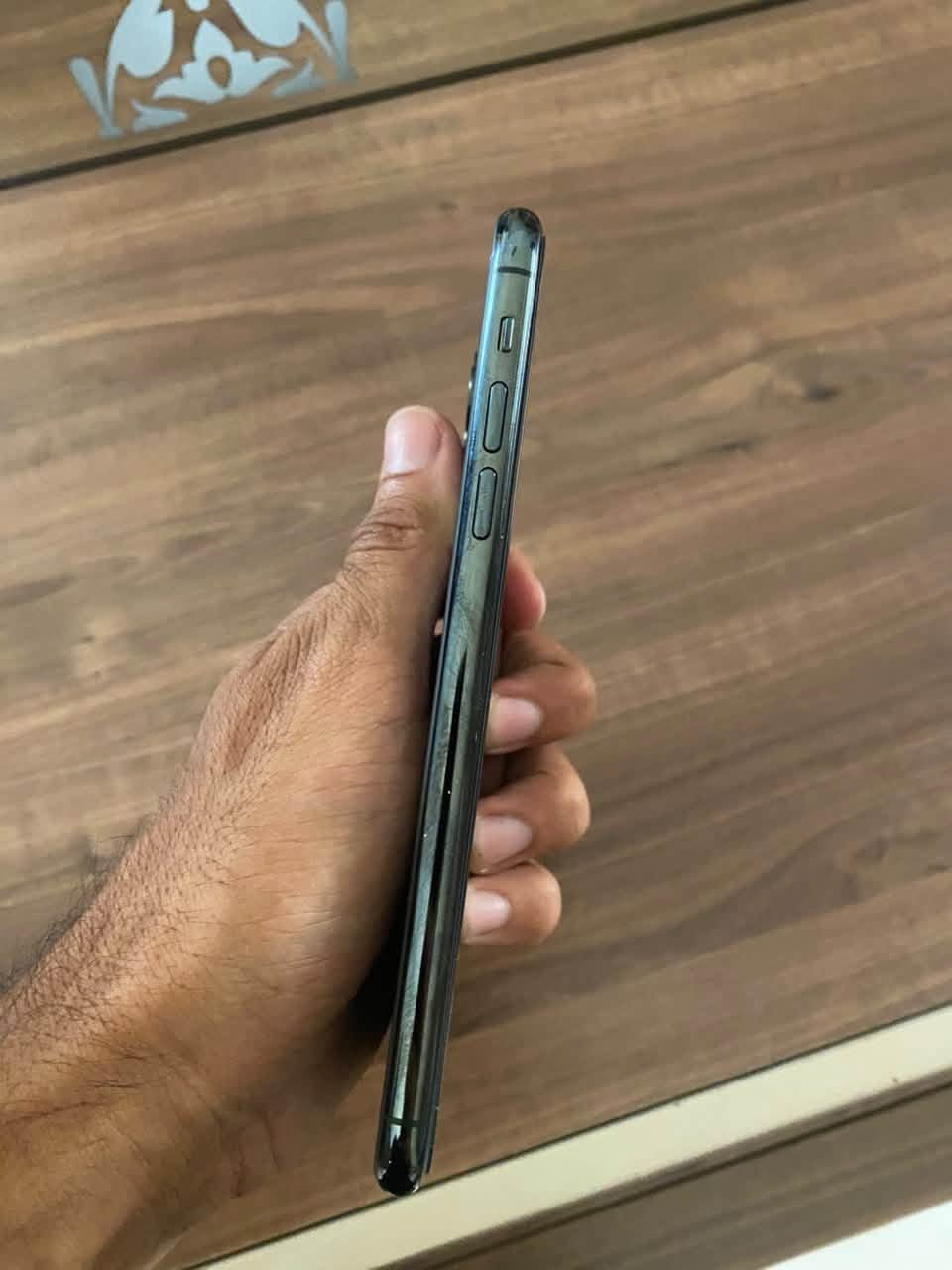 ايفون 11 برو ماكس • ٢٥٦ • بطارية ٧٧