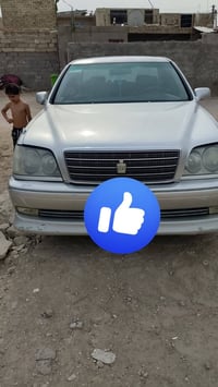 ملكة • للبيع • تواصل