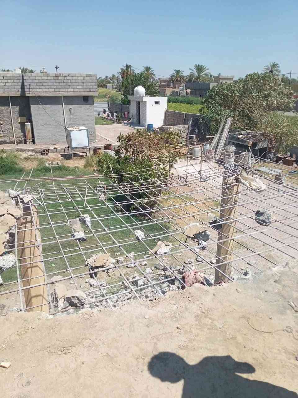 سلام عليكم  / يوجد كادر عمل جاهز/ تصعيد مواد/ تنضيف بيوت/ تفليش/ تكشيط/ تنضيف حدائق/ دفن نهري  / شقلنه ليل ونهار   /ومعداتنه جاهز/ ماعليك بس تصال على رقم  /     *********** /
