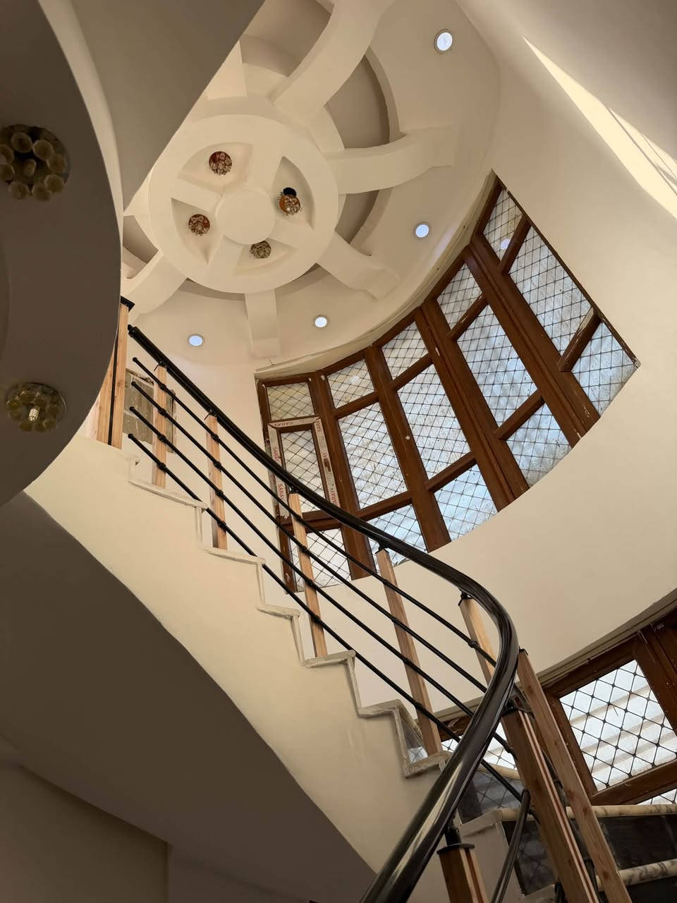 الديوانية أم الخيل • حي الجامعة • ١٠٠م ركن