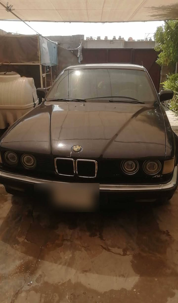 من رخصة الادمن
BMW 730i للبيع او المراوس - ديالى / بلدروز

بي ام 730 موديل 91
المحرك 3000 نوزل - محرك وكير شرط
كير اوتو - رقم بغداد قديم خصوصي
السنوية منتهية 2023
السيارة تحتاج ترتيب تبريد
سيارة نظيفة وماشية مال جناي
العنوان: ديالى - بلدروز
السعر: 40 ورقة 

اتصال على رقم ***********
