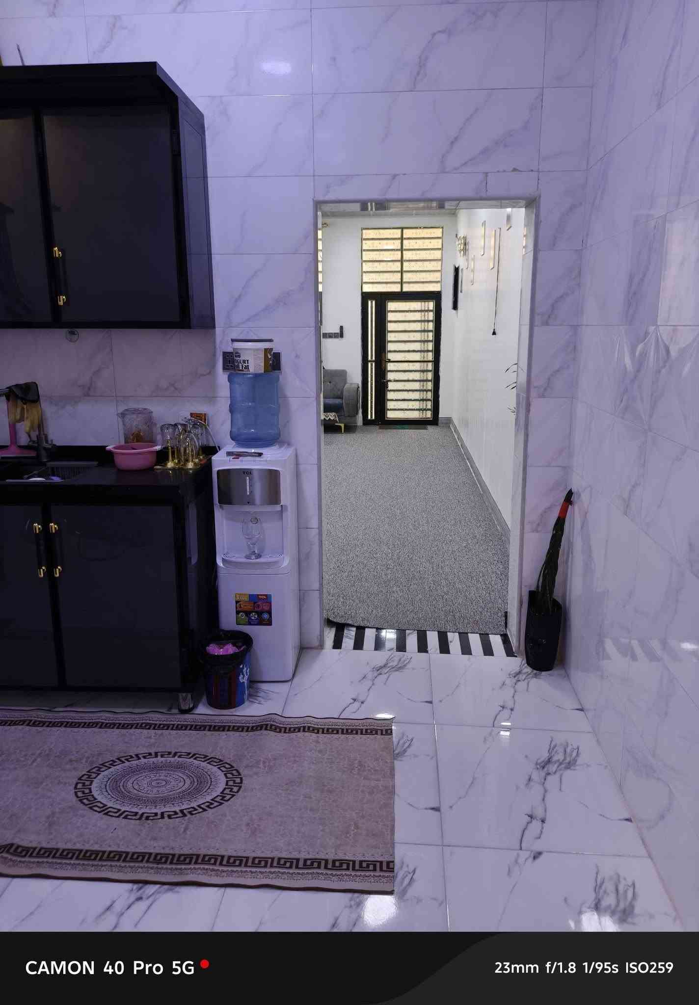 بيت لبيع ب علوه فحل المساحه 100متر البيت يحتوي غرفه ومطبخ وصاله جبيره وصحيات داخليه وخارجيه شارعه 10 متر متوفر جميع الخدمات  سعره 29 مليون بي مجال بصيط رقم *********** وبي وتساب
