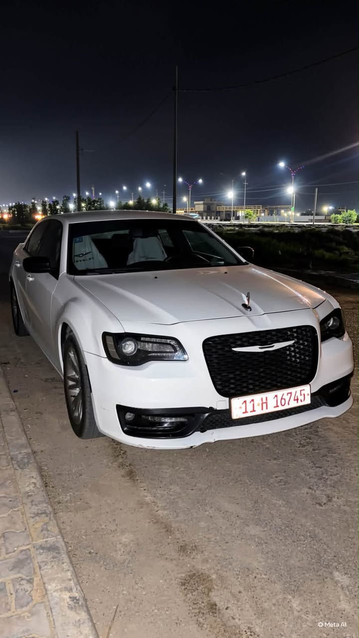 للبيع أوباما C300 V6 🇺🇸موديل 2018، ممشاها 200 ألف، السيارة استخدام يومي ومحرك وكير بحالة ممتازة، بدي نظيف ومرتبة، مواصفات الـ C300 المعروفه، السعر 185 ورقة وقابل للتفاوض بالمعقول. للجادين فقط، والاستفسار خاص صور الحادث والسونار  مكاني بغداد ***********
