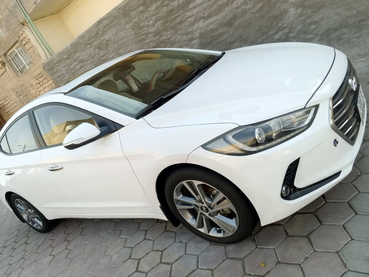 السلام عليكم الانتره موديل 2018 خليجي سياره  مكفوله كير مكينه 2000 حداديه تبريد رقمه بابل سنويه جديد مكفولة من صبغ والضربه وتبديل فقط بارد باب سايق موضح بصوره مواصفات معروفه شاشه كامره فتحت سقف تحكم ستير السعر 143 وبيه مجال بسيط الاستفسار عله رقم‏  ‏ *********** ‏  مكلف بنشر. مكان السياره واسط ..
