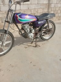 هوندا • CG125 • نضيف