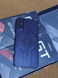 جيتي 30 برو • ٥١٢ • نضيف